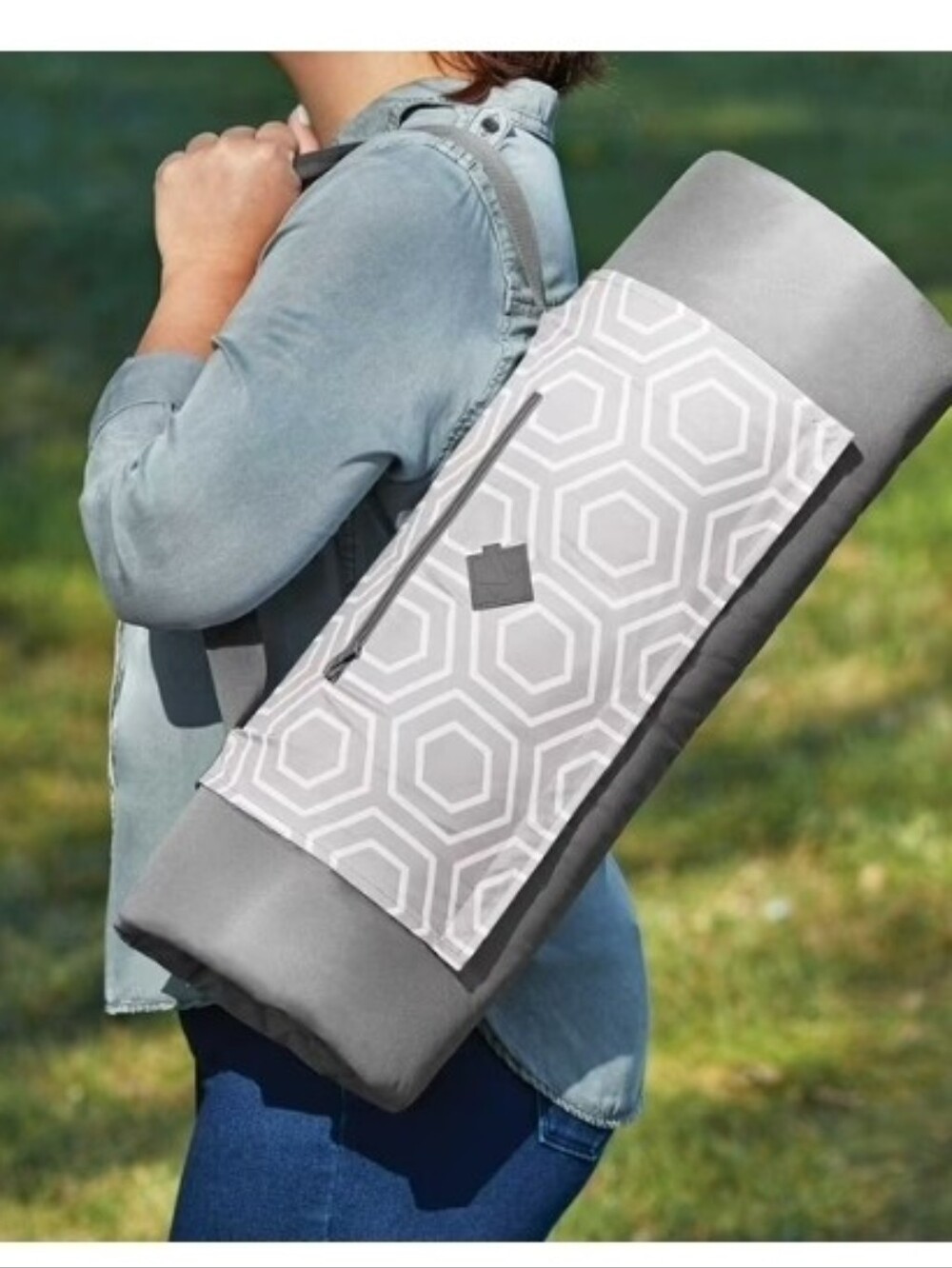 Oversized Outdoor Packable Blanket